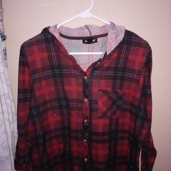 Red flannel T-shirt - Picture 1 of 1